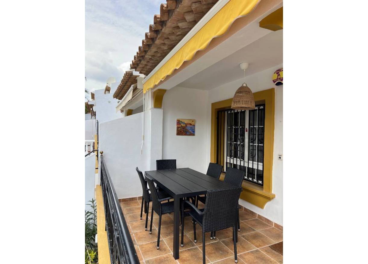 Bestaand - Townhouse / Semi-detached - Orihuela Costa - Villamartin