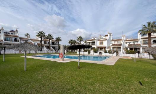 Bestaand - Townhouse / Semi-detached - Orihuela Costa - Villamartin