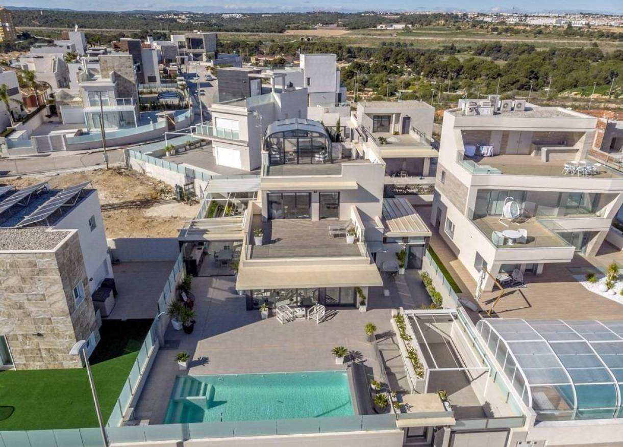 Bestaand - Villa - Orihuela Costa - Campoamor