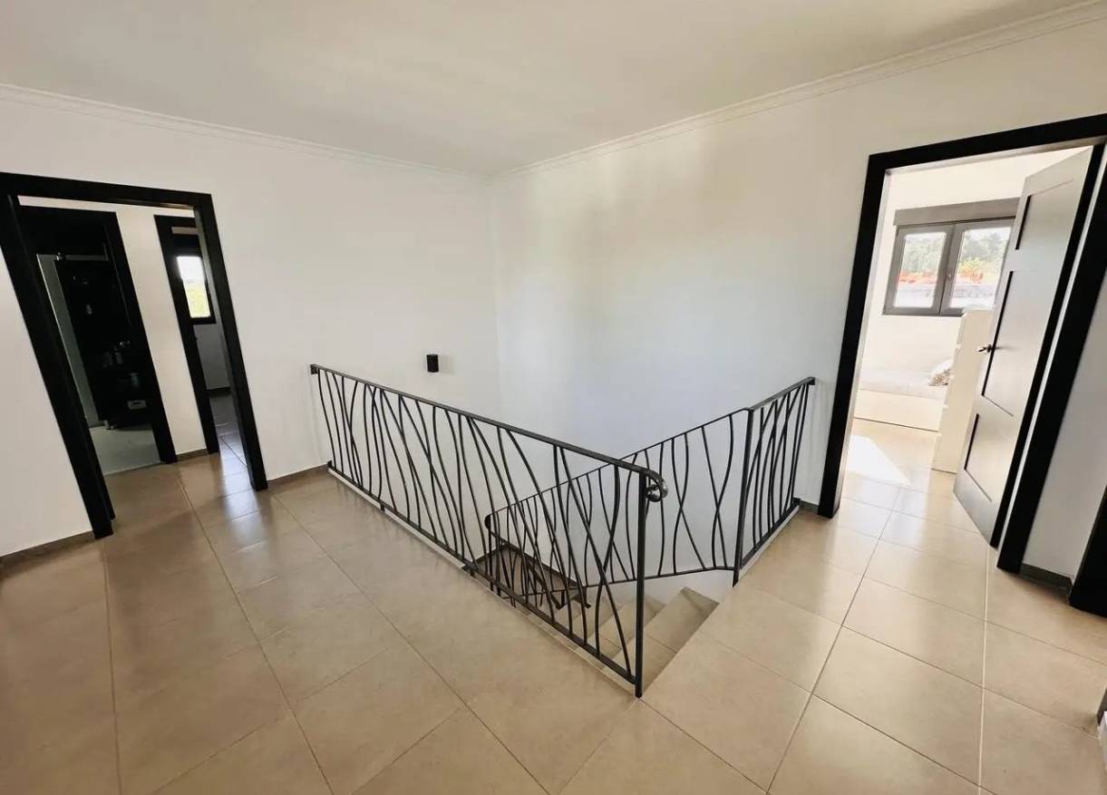 Bestaand - Villa - Jávea