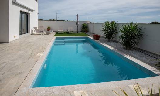 Bestaand - Villa - Pinar De Campoverde