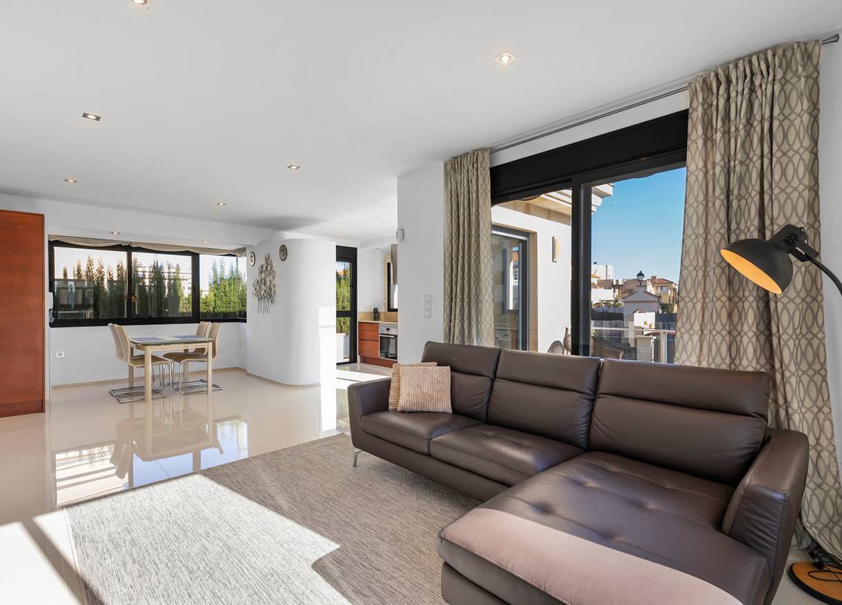 Bestaand - Villa - Orihuela Costa