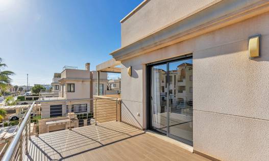 Bestaand - Villa - Orihuela Costa