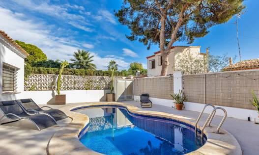 Bestaand - Villa - Orihuela Costa