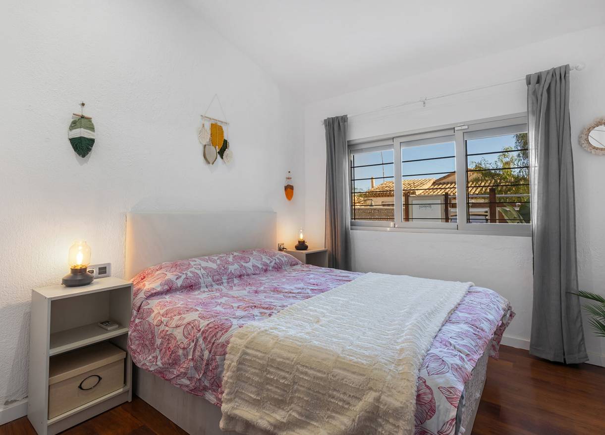 Bestaand - Villa - Orihuela Costa