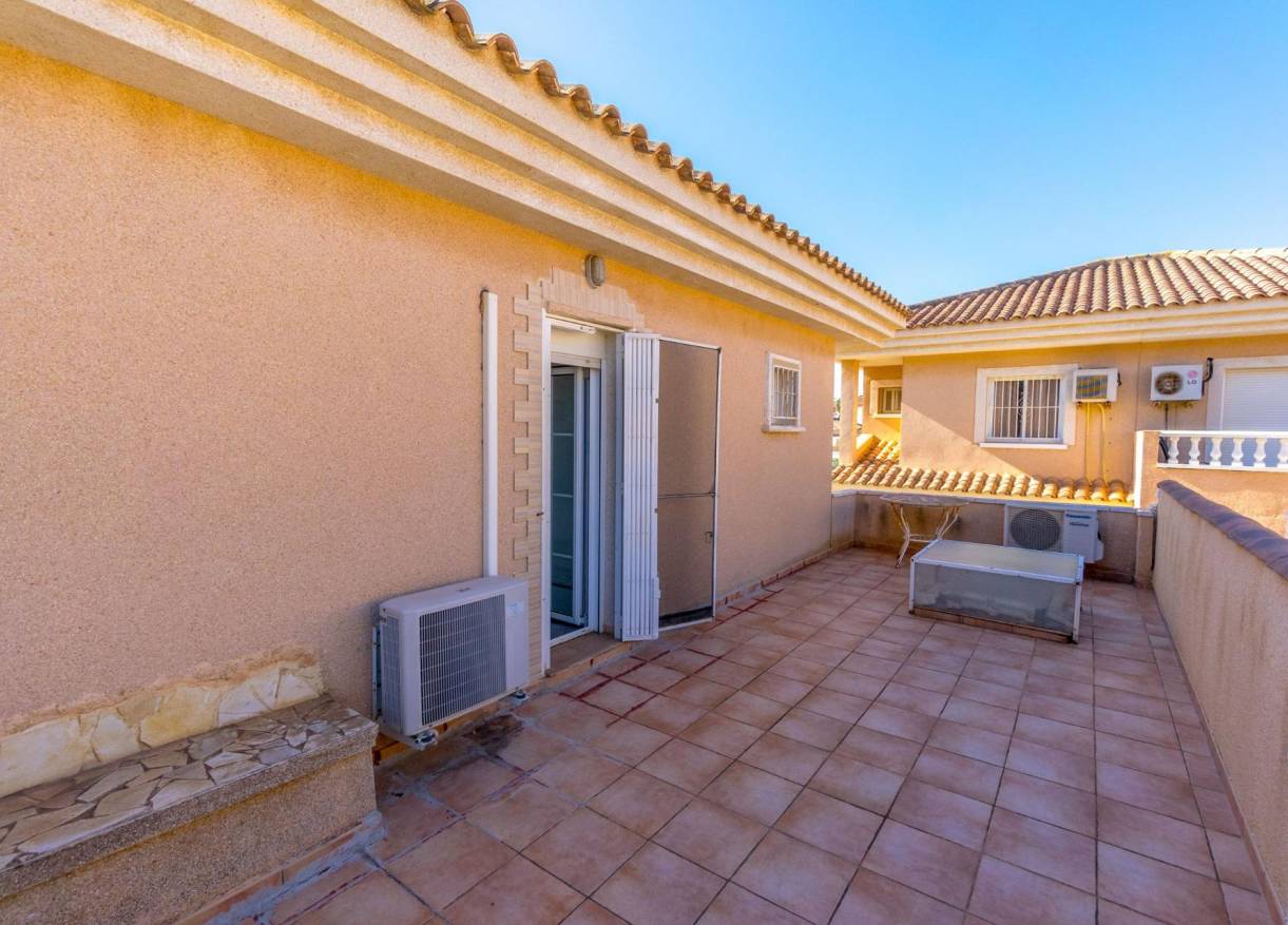 Bestaand - Townhouse / Semi-detached - Torrevieja - Los Balcones - Los Altos del Edén