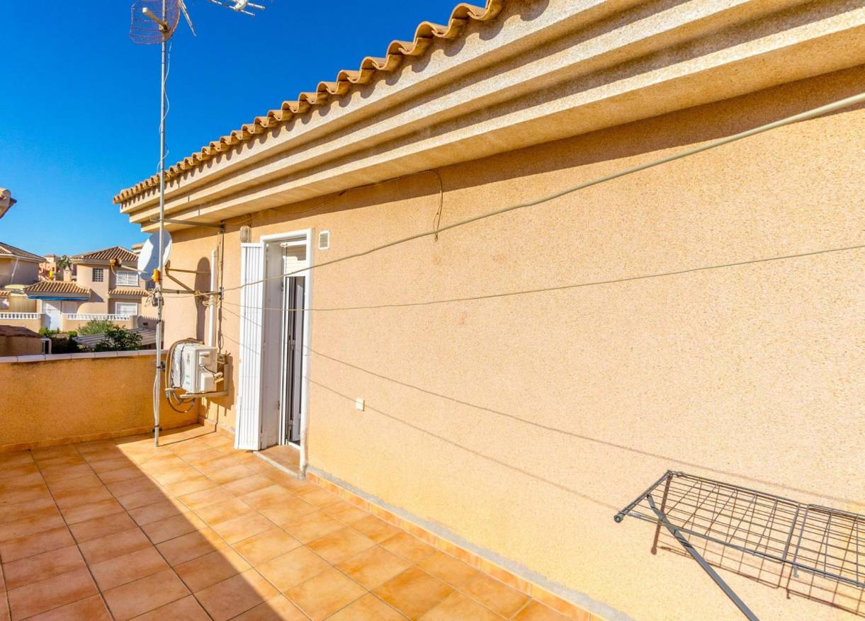 Bestaand - Townhouse / Semi-detached - Torrevieja - Los Balcones - Los Altos del Edén