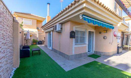 Bestaand - Townhouse / Semi-detached - Torrevieja - Los Balcones - Los Altos del Edén