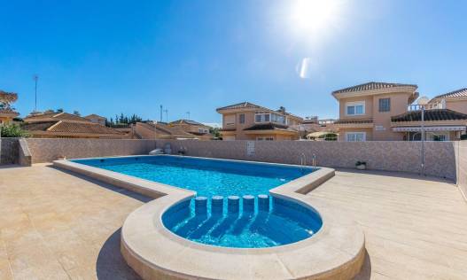 Bestaand - Townhouse / Semi-detached - Torrevieja - Los Balcones - Los Altos del Edén