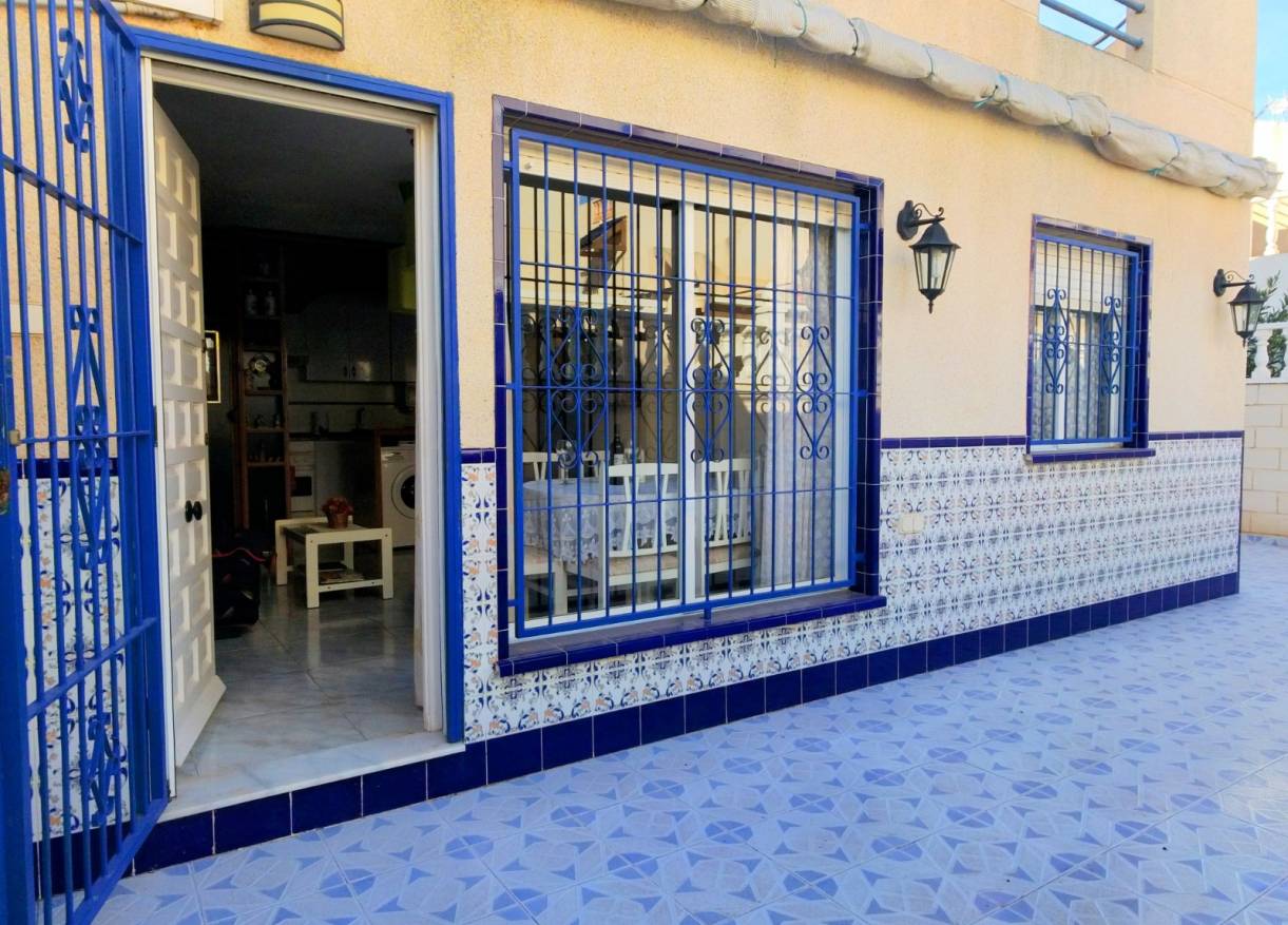 Bestaand - Townhouse / Semi-detached - Torrevieja