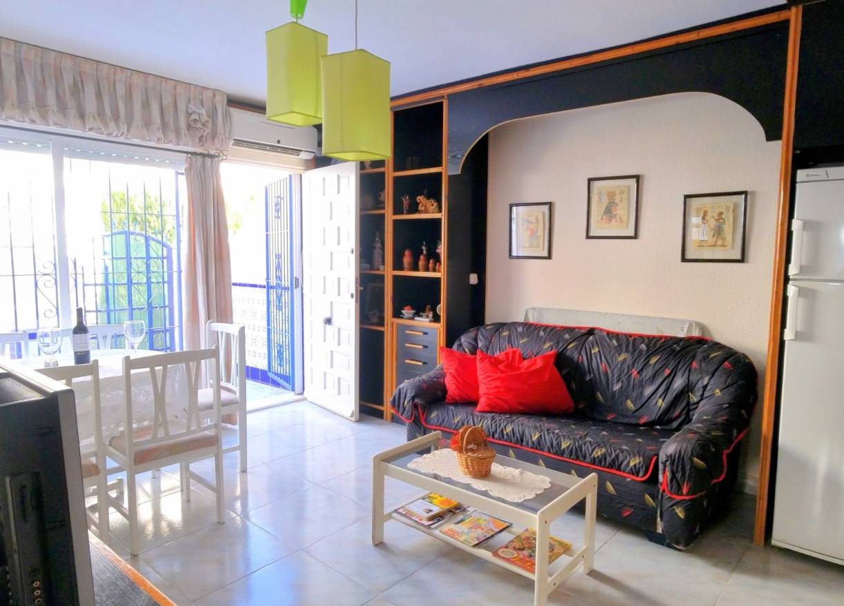 Bestaand - Townhouse / Semi-detached - Torrevieja