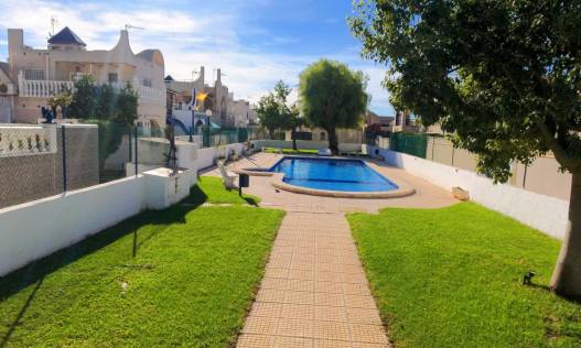 Bestaand - Townhouse / Semi-detached - Torrevieja