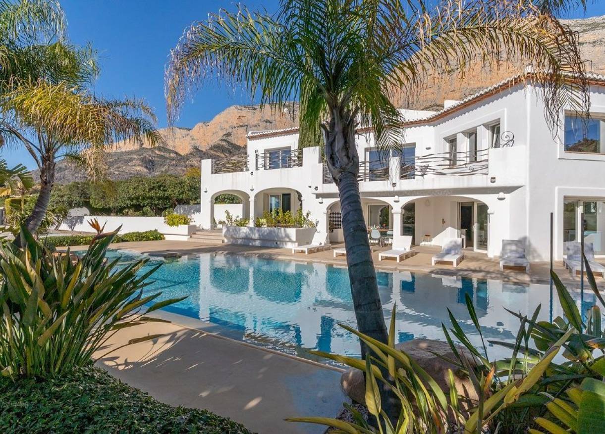 Bestaand - Villa - Jávea