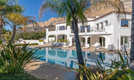 Bestaand - Villa - Jávea