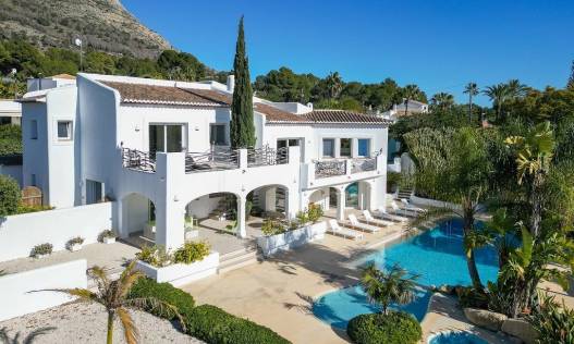 Bestaand - Villa - Jávea