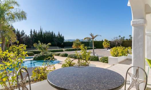 Bestaand - Villa - Jávea