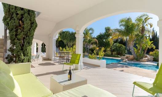 Bestaand - Villa - Jávea