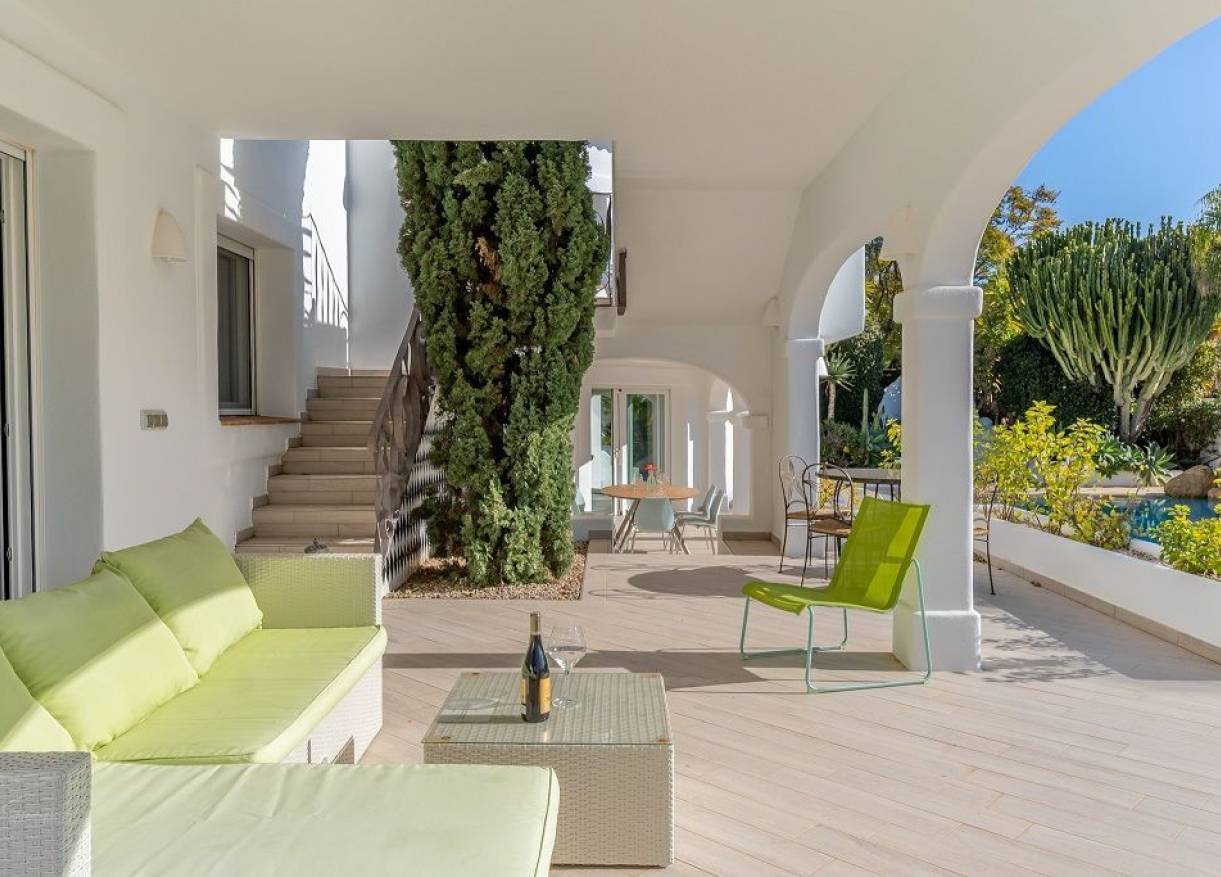 Bestaand - Villa - Jávea