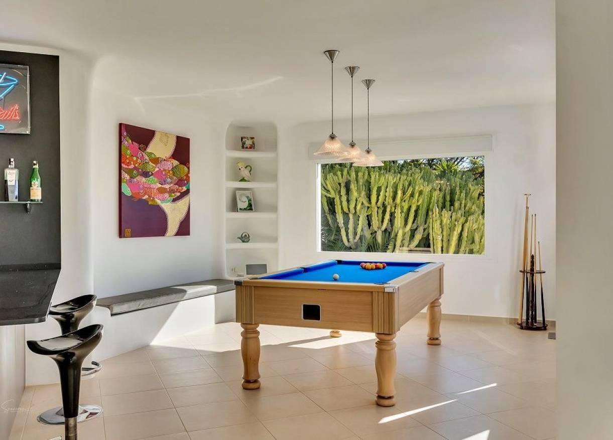 Bestaand - Villa - Jávea