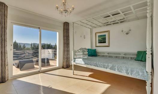 Bestaand - Villa - Jávea