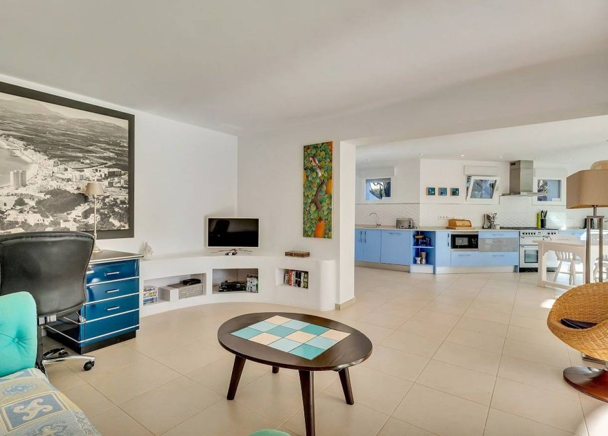 Bestaand - Villa - Jávea