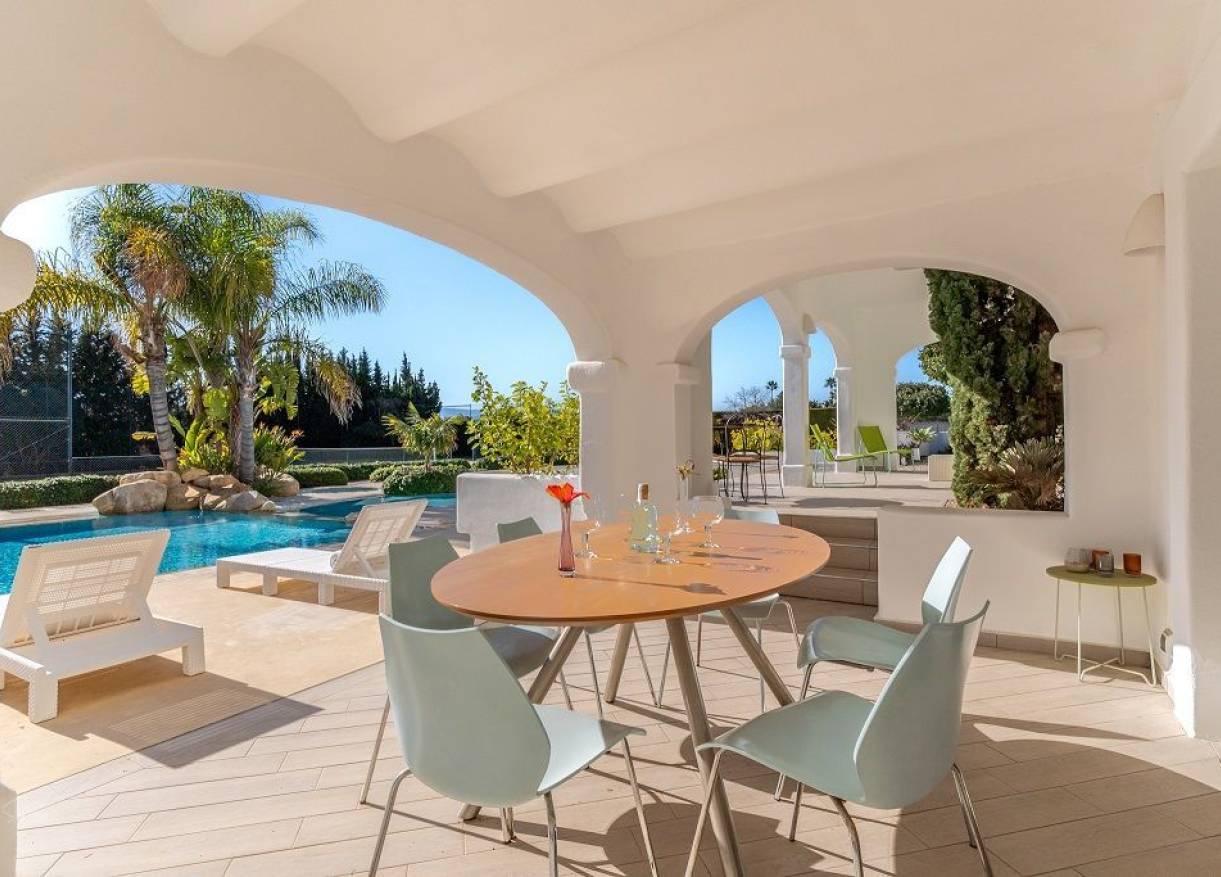Bestaand - Villa - Jávea