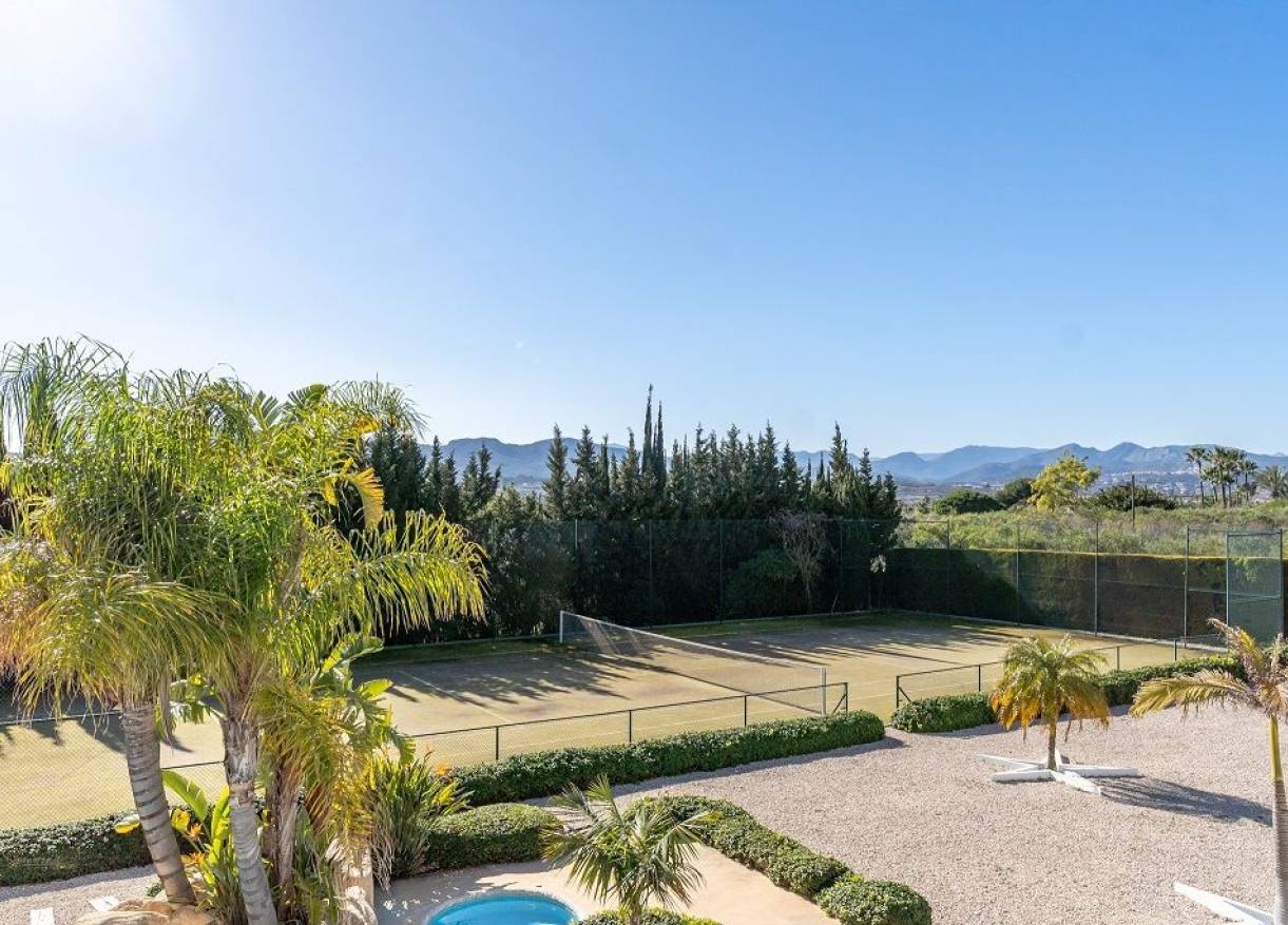 Bestaand - Villa - Jávea