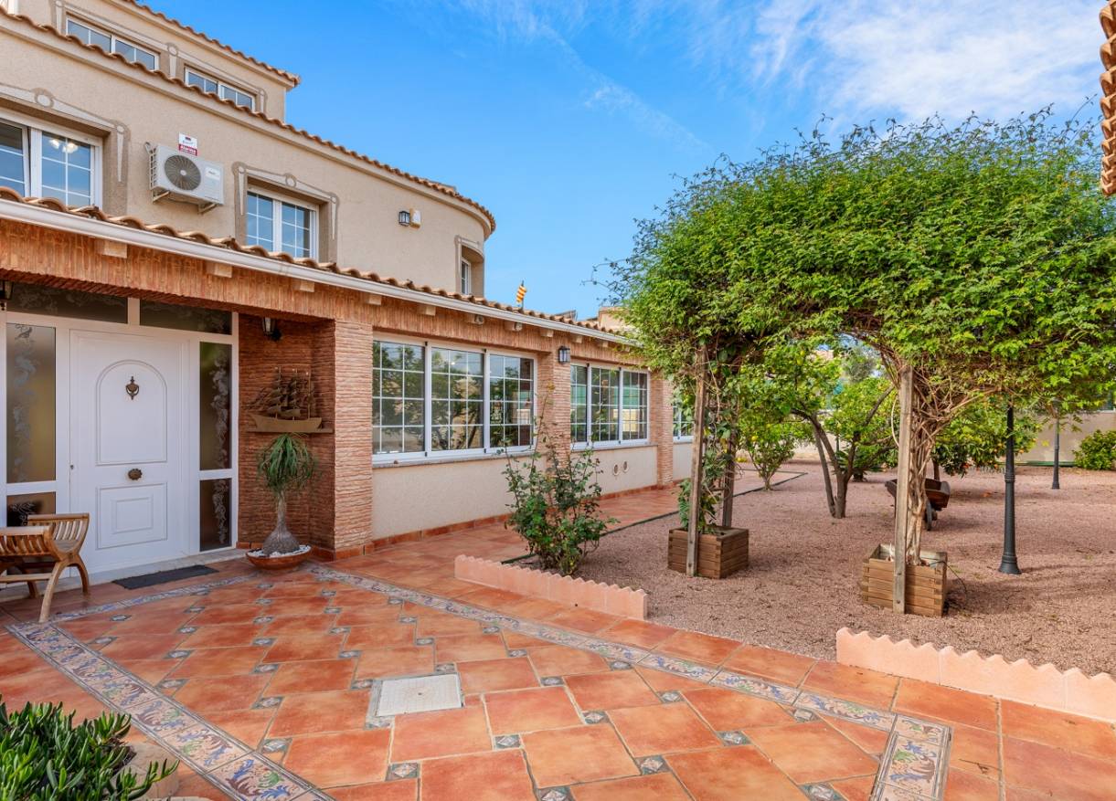 Bestaand - Villa - Torrevieja
