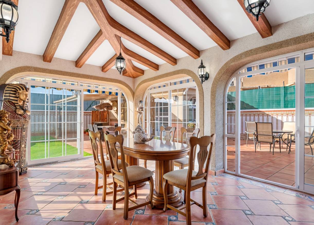 Bestaand - Villa - Torrevieja