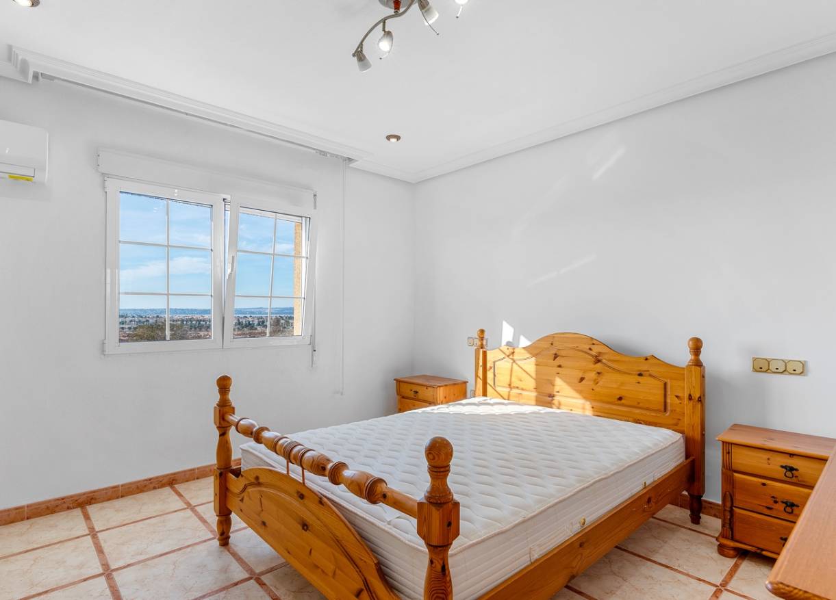 Bestaand - Villa - Torrevieja