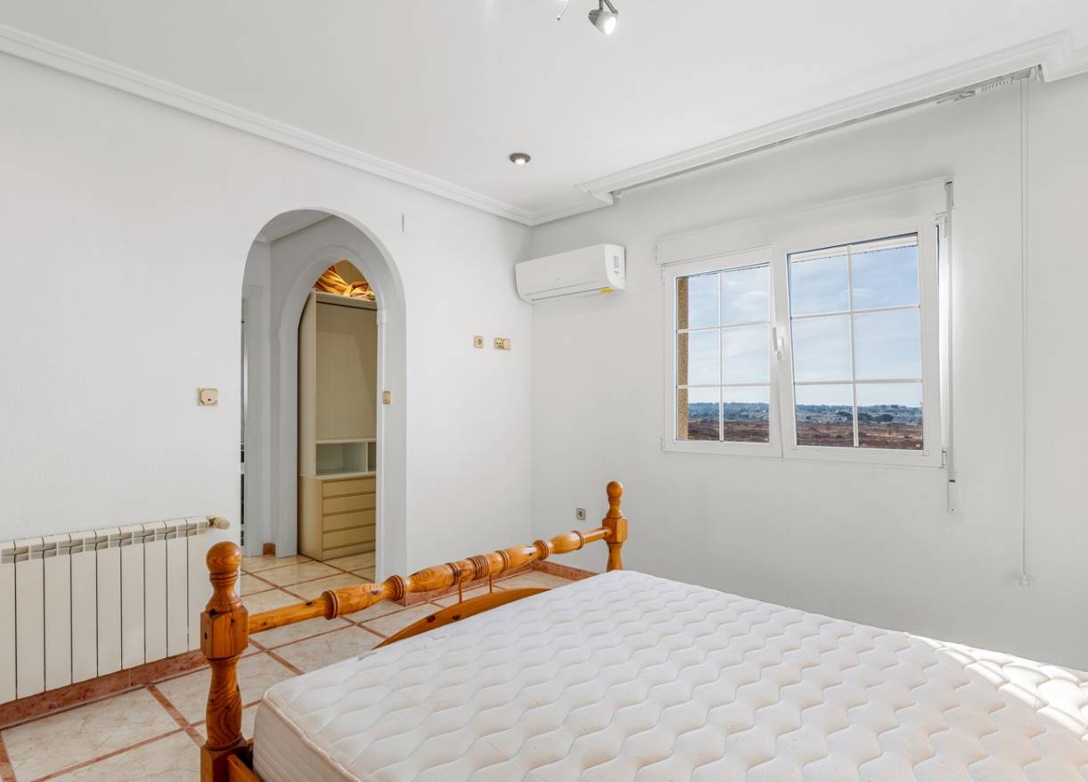 Bestaand - Villa - Torrevieja