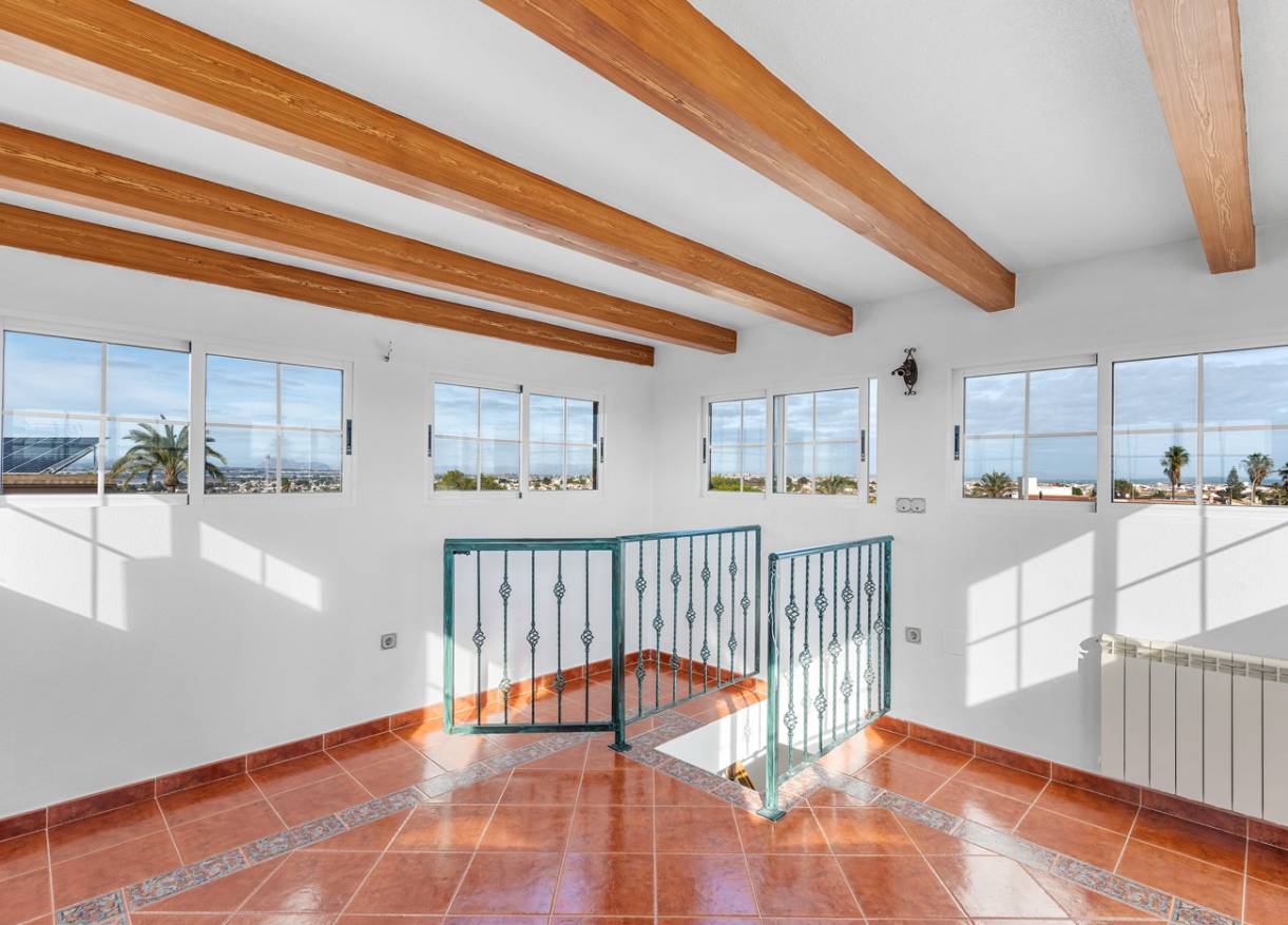 Bestaand - Villa - Torrevieja