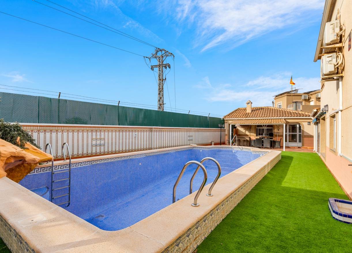 Bestaand - Villa - Torrevieja
