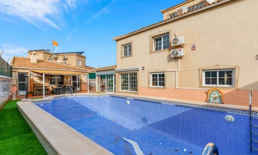 Bestaand - Villa - Torrevieja