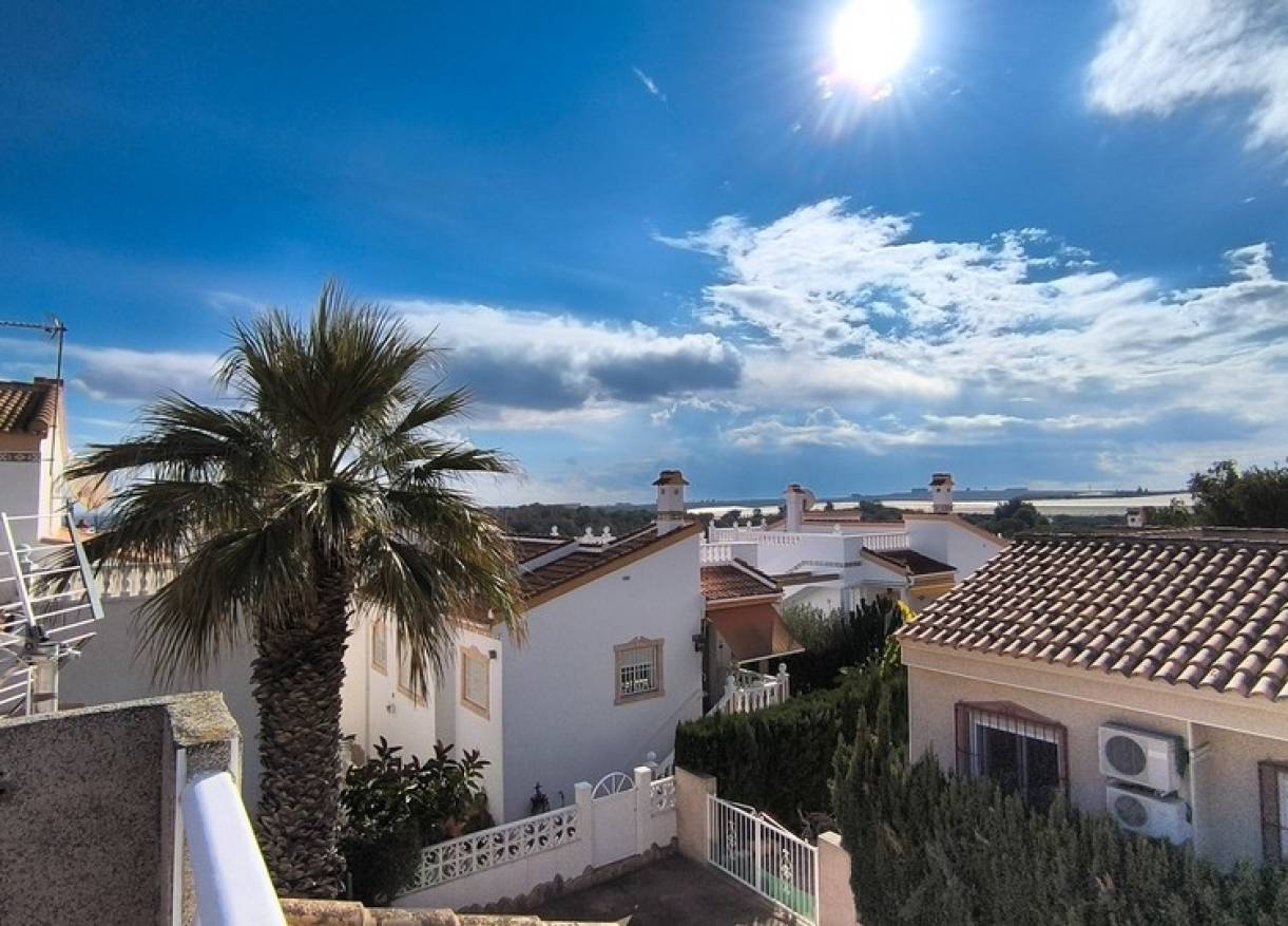 Bestaand - Villa - Algorfa - Montemar - Saint Andrews Heights