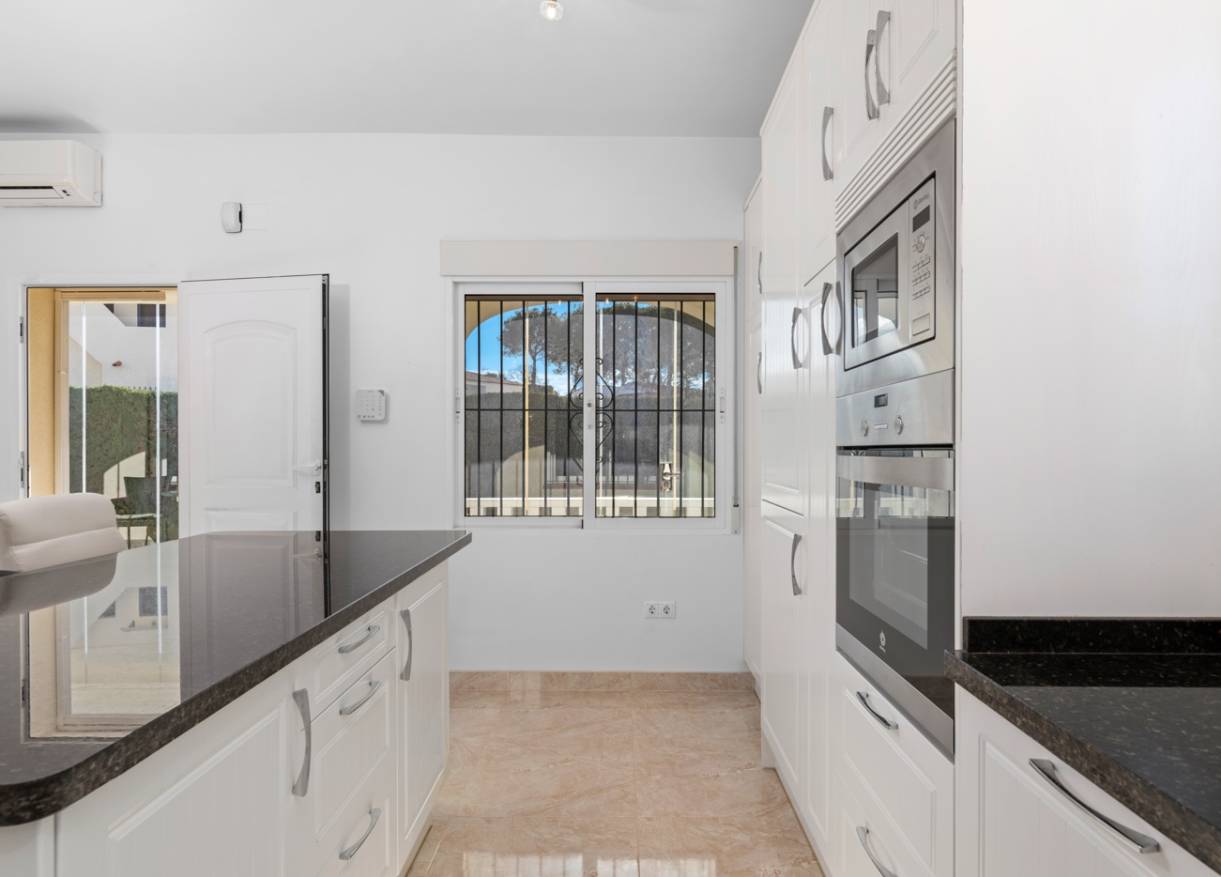 Bestaand - Villa - Torrevieja
