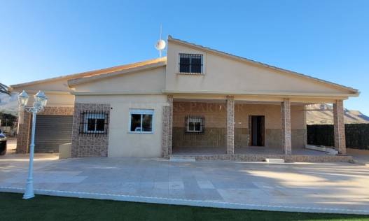 Bestaand - Villa - Hondón de las Nieves - Hondón de las Nieves / el Fondó de les Neus