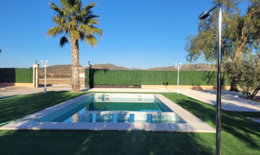 Bestaand - Villa - Hondón de las Nieves - Hondón de las Nieves / el Fondó de les Neus