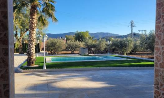 Bestaand - Villa - Hondón de las Nieves - Hondón de las Nieves / el Fondó de les Neus