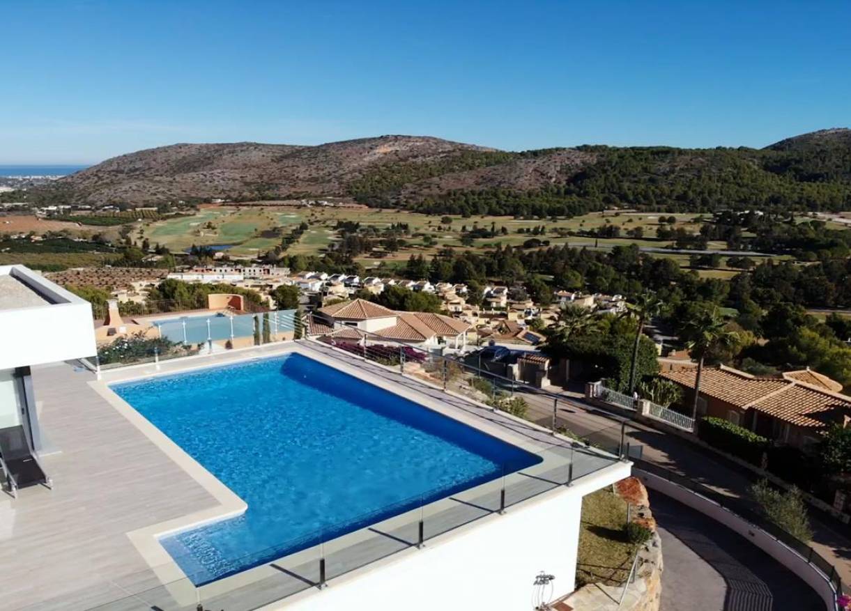 Bestaand - Villa - Denia