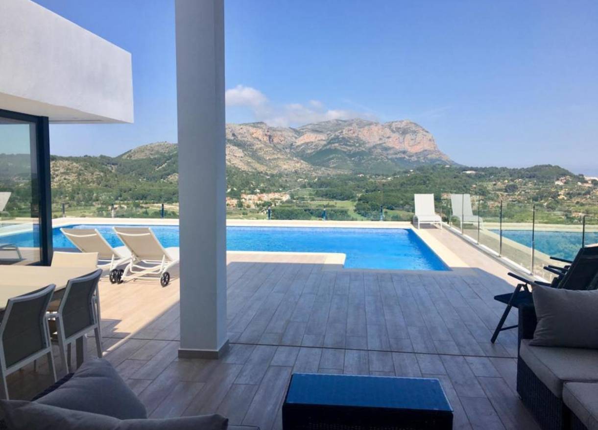 Bestaand - Villa - Denia