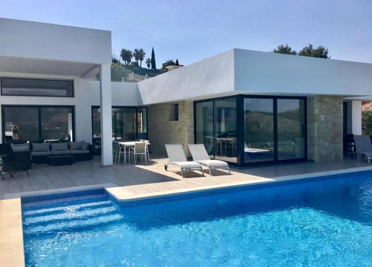 Bestaand - Villa - Denia