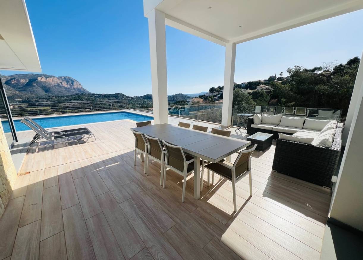 Bestaand - Villa - Denia