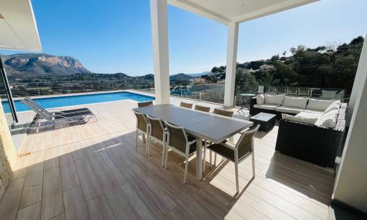 Bestaand - Villa - Denia