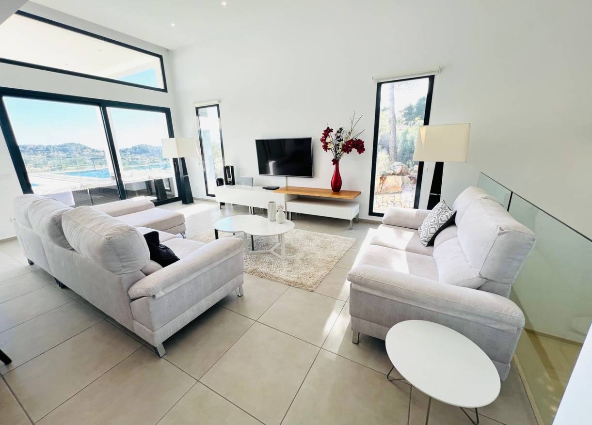 Bestaand - Villa - Denia