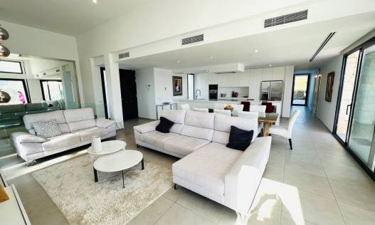 Bestaand - Villa - Denia