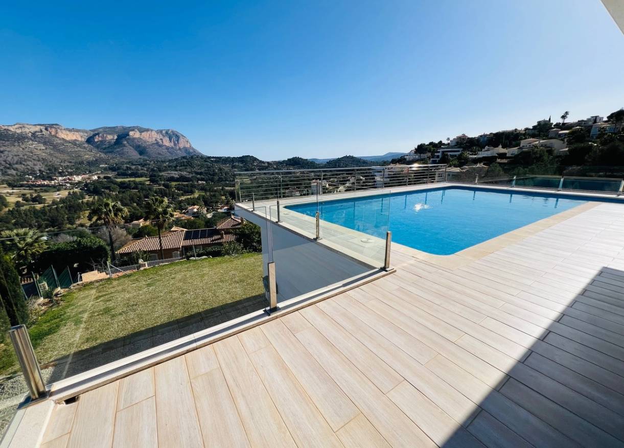 Bestaand - Villa - Denia