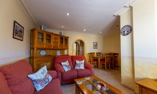 Bestaand - Townhouse / Semi-detached - Los Altos