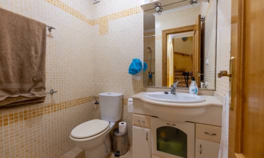 Bestaand - Townhouse / Semi-detached - Los Altos