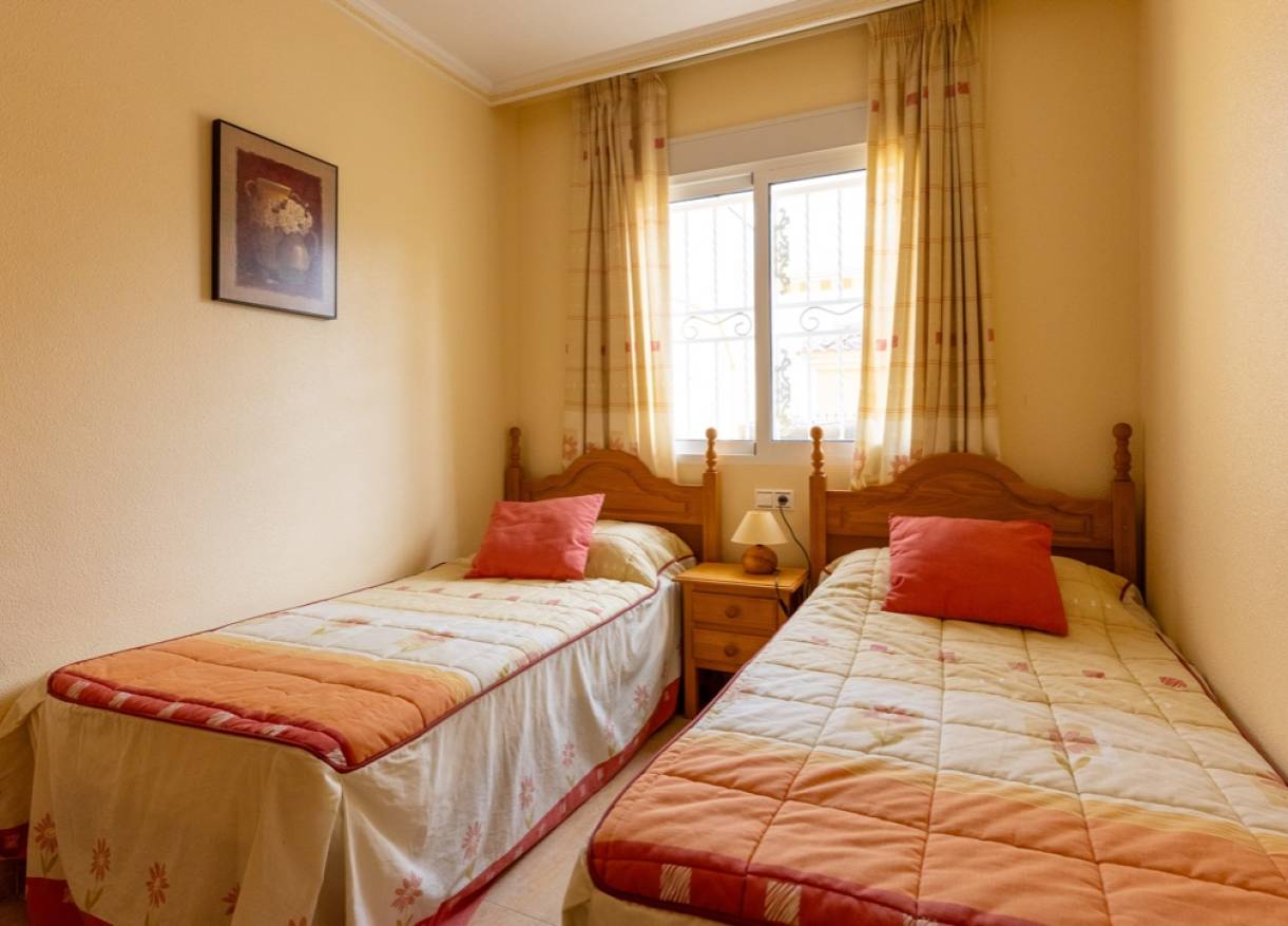 Bestaand - Townhouse / Semi-detached - Los Altos